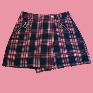 Plaid blue skirt with zippers